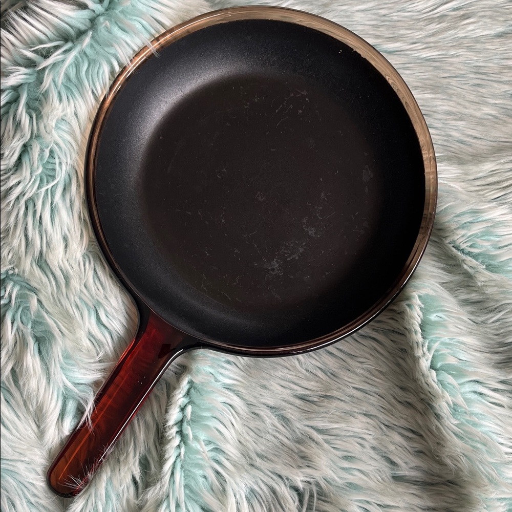 Vintage Corningware Brown glass Frying Pan with Teflon Coating.